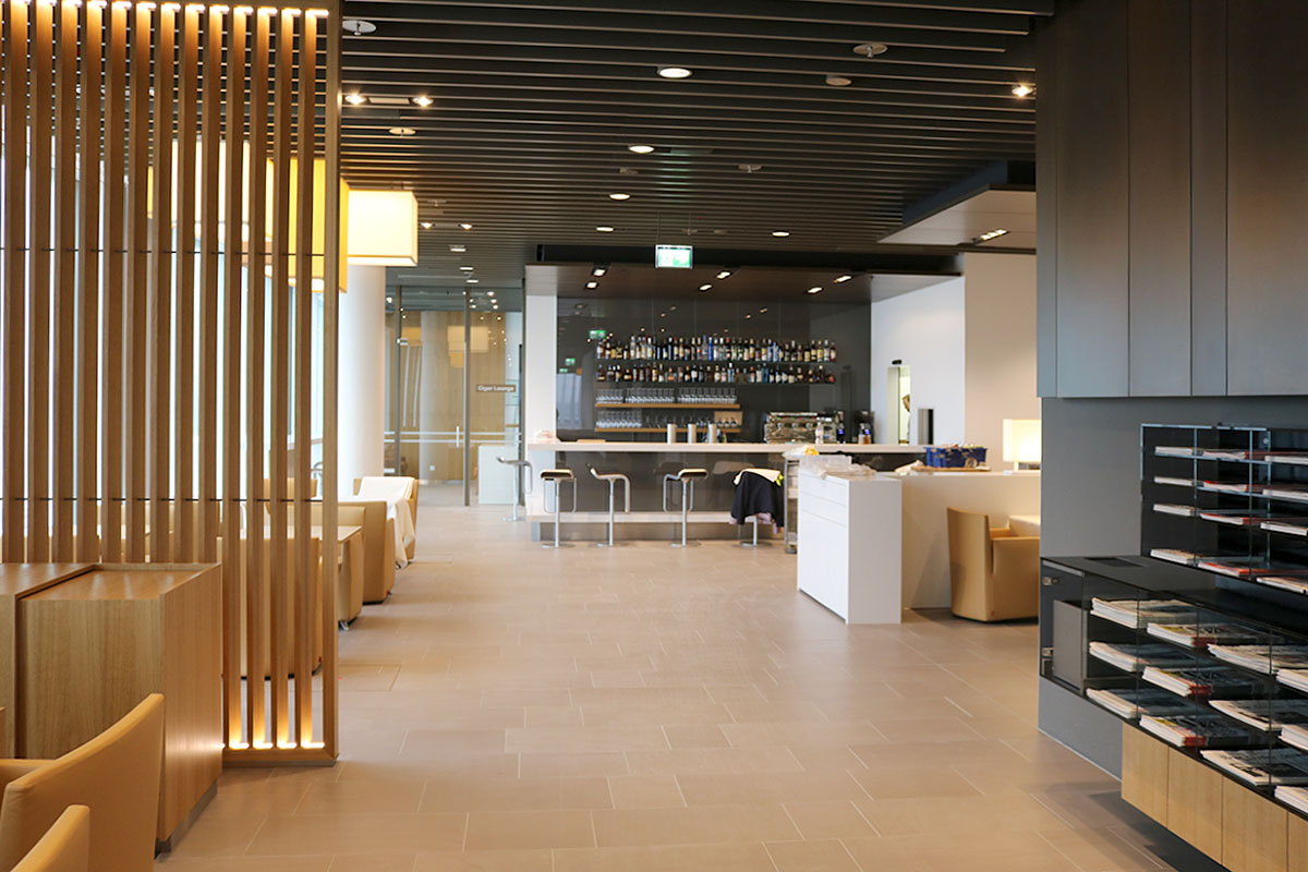 First Class Lounge_2