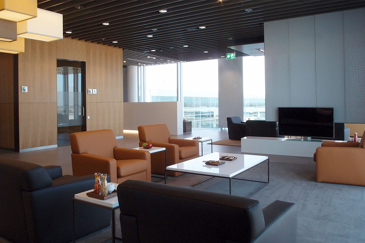 First Class Lounge_6